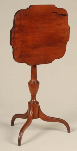 NEW ENGLAND FEDERAL CHERRY CANDLESTAND.           