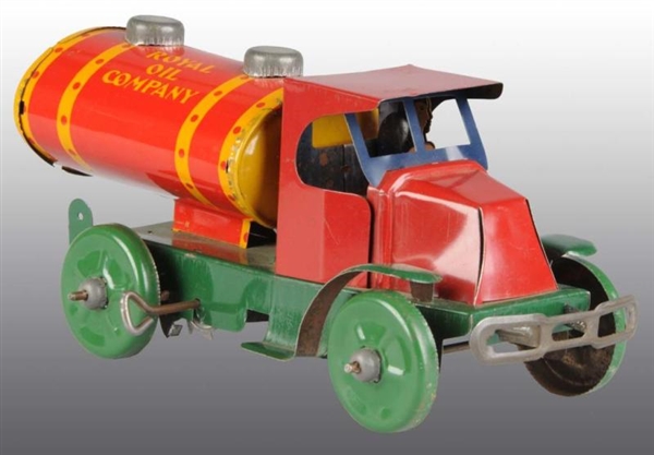 TIN MARX ROYAL OIL COMPANY TRUCK WIND-UP TOY.     