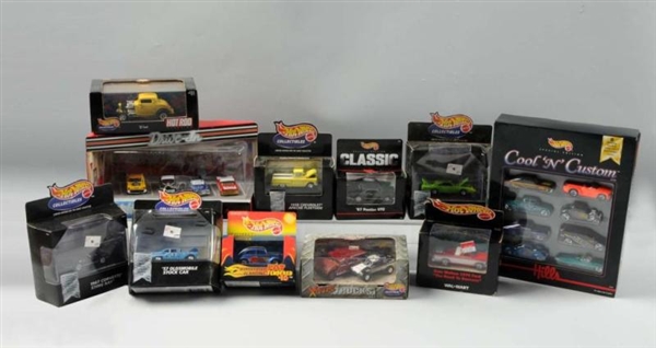 ASSORTED LOT OF MATTEL HOT WHEELS COLLECTOR CARS. 