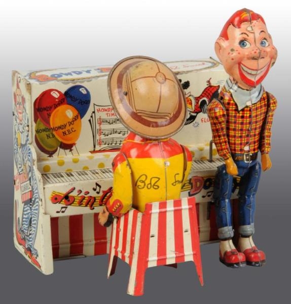 TIN LITHO UNIQUE ART HOWDY DOODY BAND WIND-UP TOY 