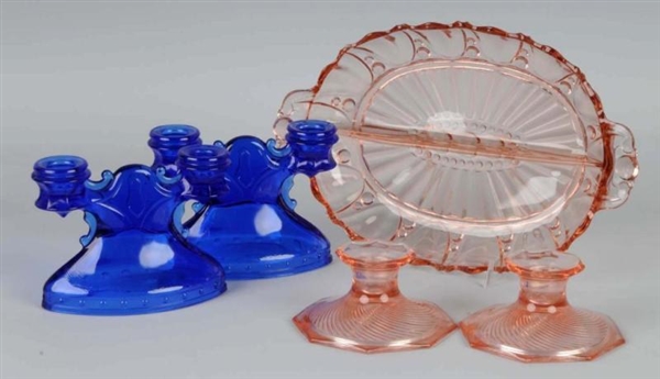 LOT OF 5: DEPRESSION GLASS PIECES.                