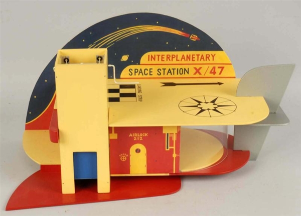 SCRATCH-BUILT INTERPLANETARY SPACE STATION.       