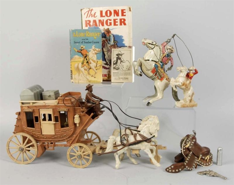 LOT OF 8: VINTAGE LONE RANGER & ROY ROGERS ITEMS. 