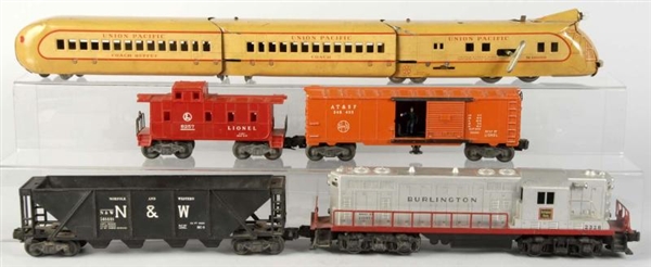 LOT OF LIONEL & MARX TOY TRAINS.                  