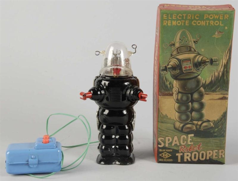 TIN LITHO ROBOT SPACE TROOPER BATTERY-OP TOY.     