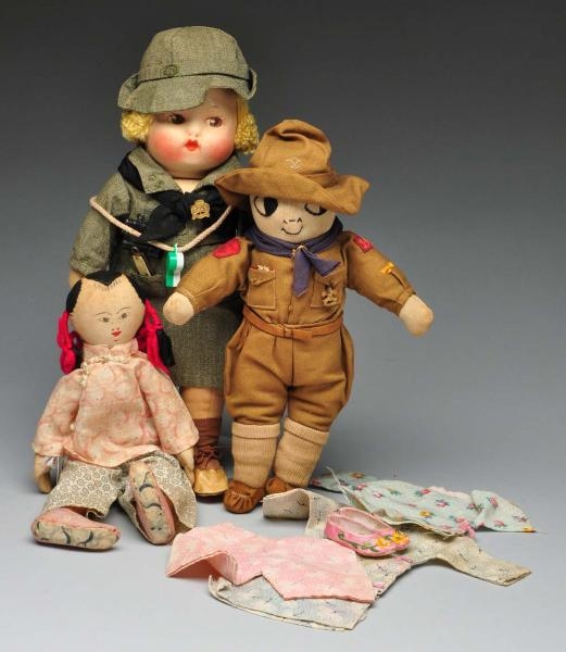 LOT OF CLOTH BOY AND GIRL SCOUT DOLLS             