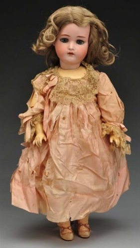 Pretty Kammer & Reinhardt Child Doll.