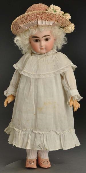 PERT FRENCH TRADE CHILD DOLL.                     