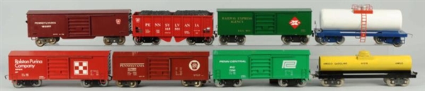 LOT OF 8: CONTEMPORARY FORNEY FREIGHT CARS.       