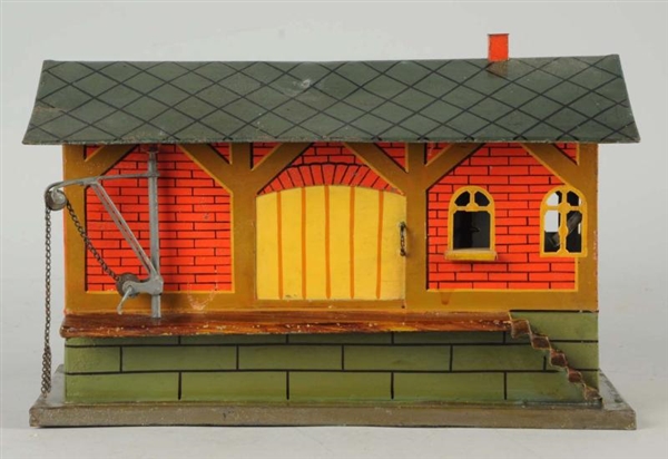 HAND-PAINTED MARKLIN O-GAUGE FREIGHT SHED.        