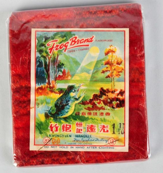 FROG BRAND 20-PACK 1 - 11/16" FIRECRACKERS.       