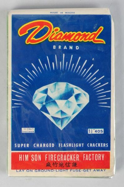 DIAMOND 40-PACK LOGO FIRECRACKERS.                