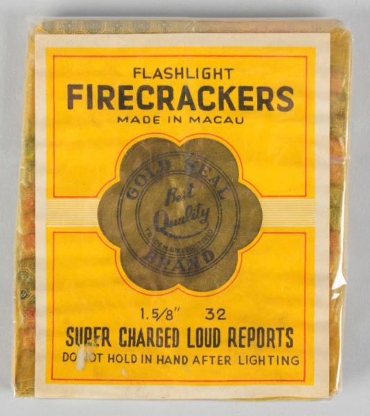 GOLD SEAL 32-PACK FIRECRACKERS.                   