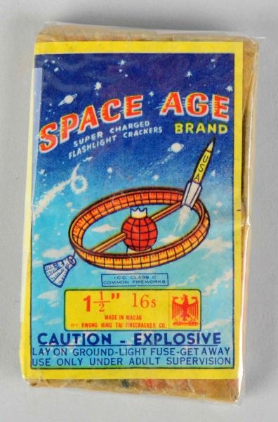 SPACE AGE 16-PACK FIRECRACKERS.                   