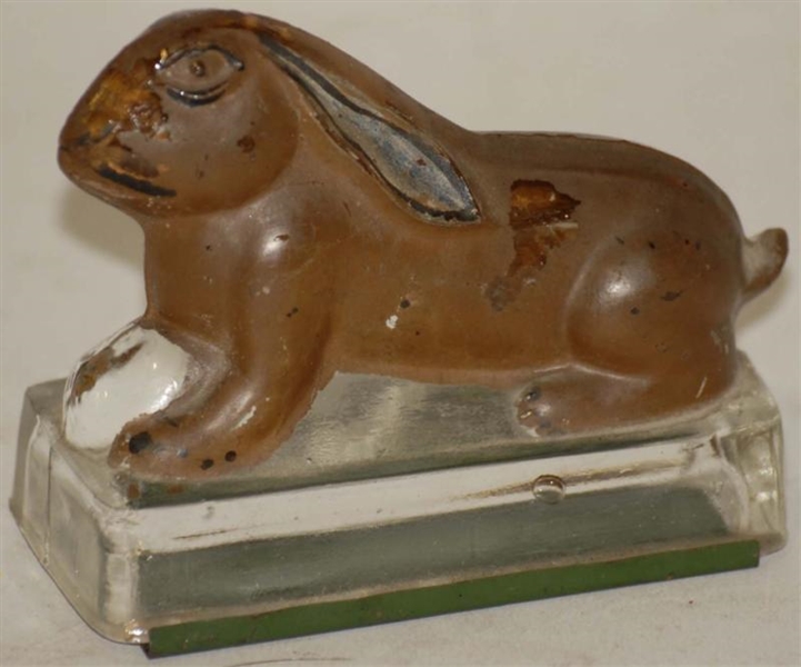 GLASS CROUCHED RABBIT CANDY CONTAINER.            