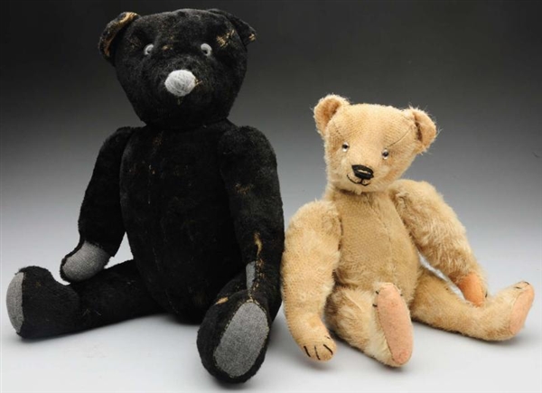 LOT OF 2: ANTIQUE MOHAIR BEARS.                   