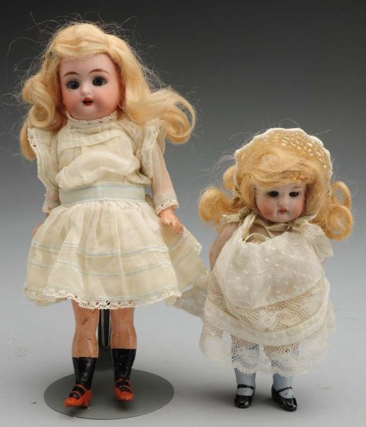 LOT OF TWO GERMAN BISQUE DOLLS.                   