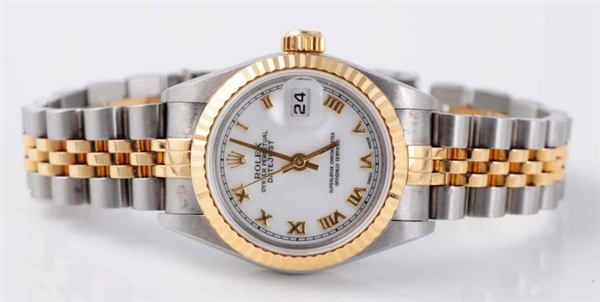 LADIES ROLEX OYSTER PERPETUAL DATEJUST.           