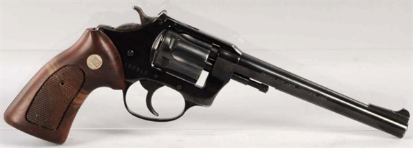 CHARTER ARMS PATHFINDER .22 CAL REVOLVER. **      