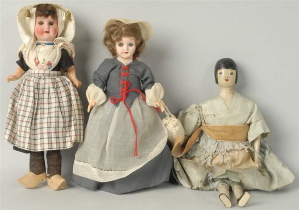 LOT OF 3: ASSORTED DOLLS.                         