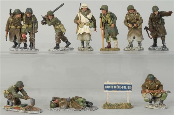 LOT OF 9: KING & COUNTRY SOLDIERS.                