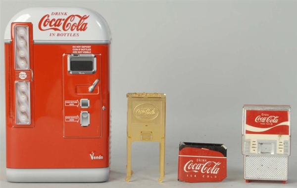 LOT OF 4: ASSORTED COCA-COLA SMALL ITEMS.         