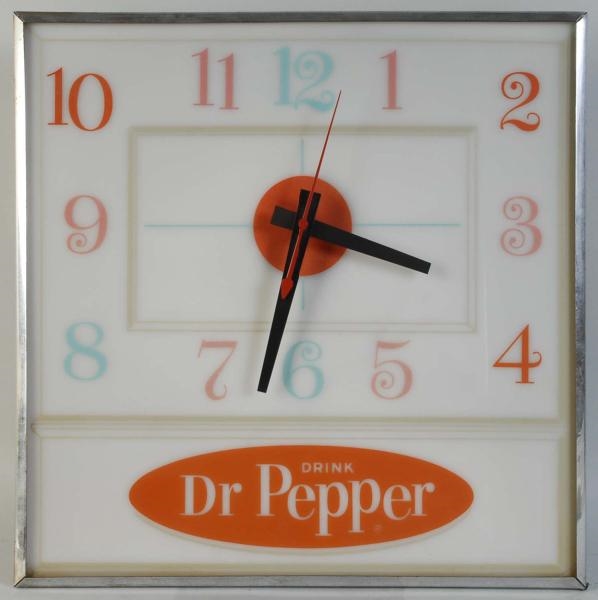 1960S DR. PEPPER LIGHT UP CLOCK.                  