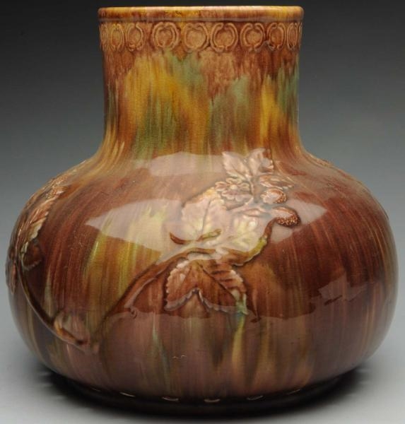 WANNOPEE VASE WITH FLORAL DECORATION.             