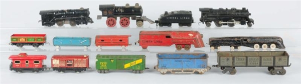 LOT OF 15+  ASSORTED TRAIN CARS.                  