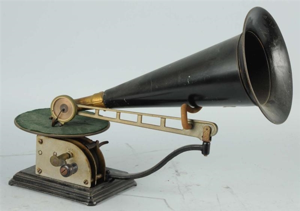 SMALL PHONOGRAPH WITH HORN.                       