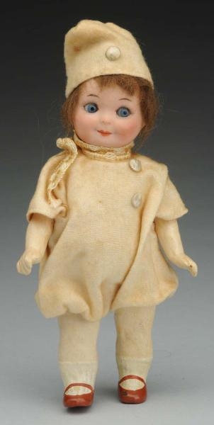 SAUCY GOOGLY DOLL.                                
