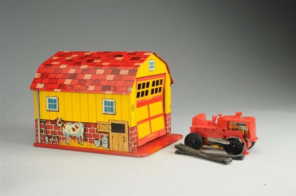 MARX MAGIC BARN WITH WIND-UP TRACTOR.             