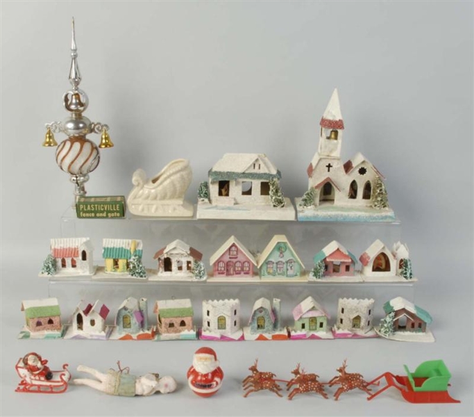 LOT OF ASSORTED SMALL CHRISTMAS HOUSES.           