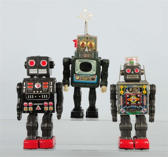 LOT OF 3: VINTAGE TOY ROBOTS.                     