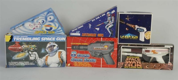 LOT OF 6: CONTEMPORARY SPACE GUNS.                