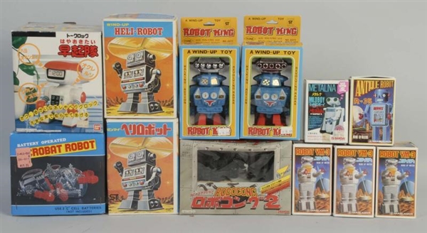 LOT OF 12: CONTEMPORARY JAPANESE TOY ROBOTS.      