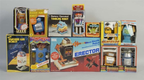 LOT OF 12: CONTEMPORARY TOY ROBOTS.               