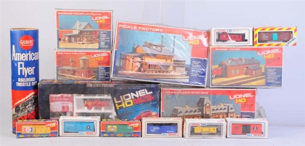 LARGE GROUPING OF 1970S VINTAGE HO SCALE TRAINS.  