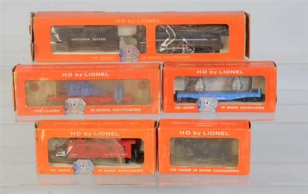 LIONEL HO ASSORTED TRAINS.                        