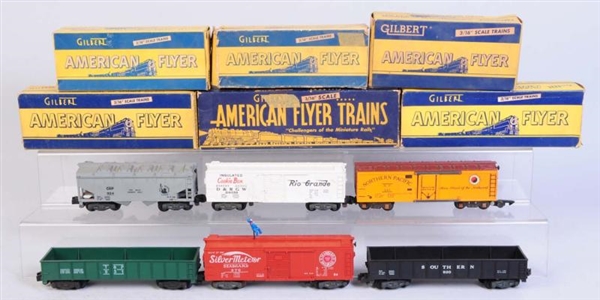 LOT OF 6: AMERICAN FLYER FREIGHT CARS.            