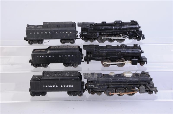LOT OF 3: STEAM LOCOMOTIVES WITH TENDERS.         