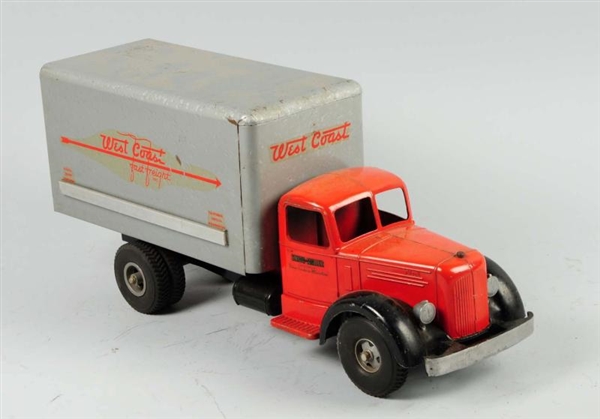 SMITH-MILLER MACK FRONT FAST FREIGHT TRUCK.       