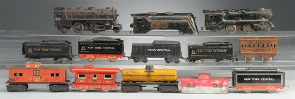LARGE LOT OF ASSORTED TRAINS & ROLLING STOCK.     
