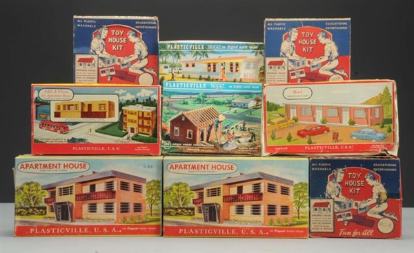 LOT OF 9: PLASTICVILLE TOY HOUSE KIT.             