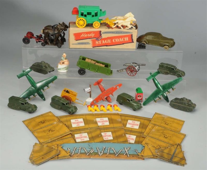 LOT OF MISCELLANEOUS VINTAGE TOYS.                