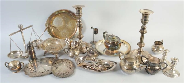 LARGE LOT OF SILVERPLATE ITEMS.                   