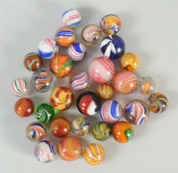LOT OF MARBLES.                                   