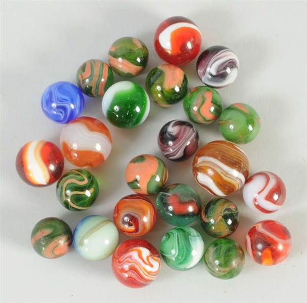 LOT OF ASSORTED MARBLES.                          