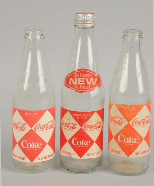 LOT OF 3:1960S DIAMOND COCA-COLA PAPER LABEL.     