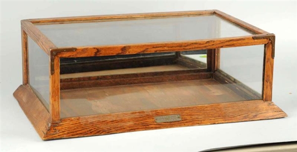 WOODEN COUNTER TOP DISPLAY CASE.                  